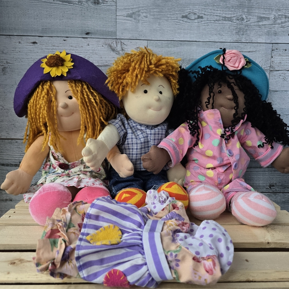 Sweetie Pie Kids 15" Dolls Dressed Soft Sculpture Stuffed Yarn Hair Lot Of 3